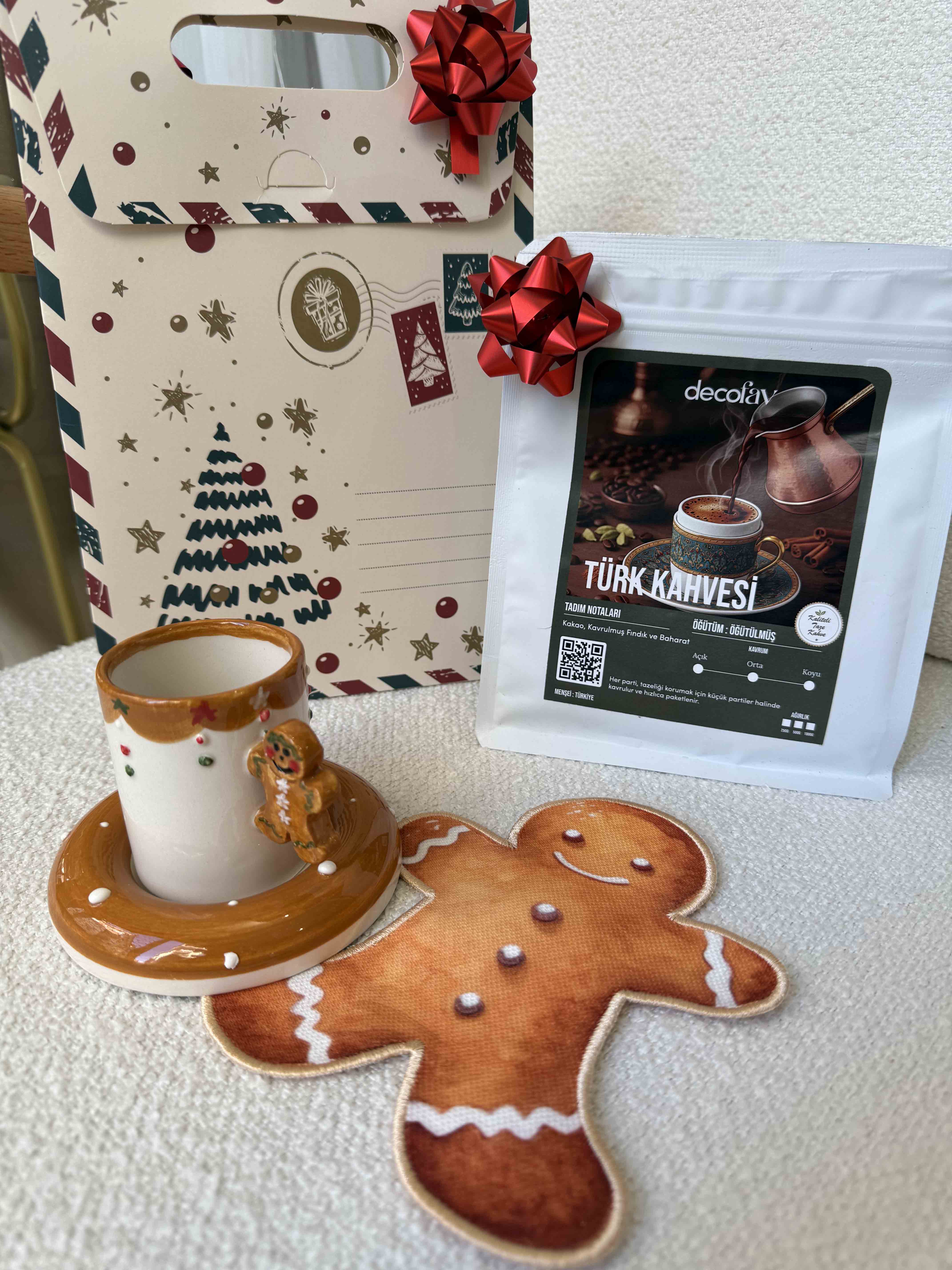 Gingerman Kahve, Fincan ve Kokteyl Peçetesi Hediye Seti