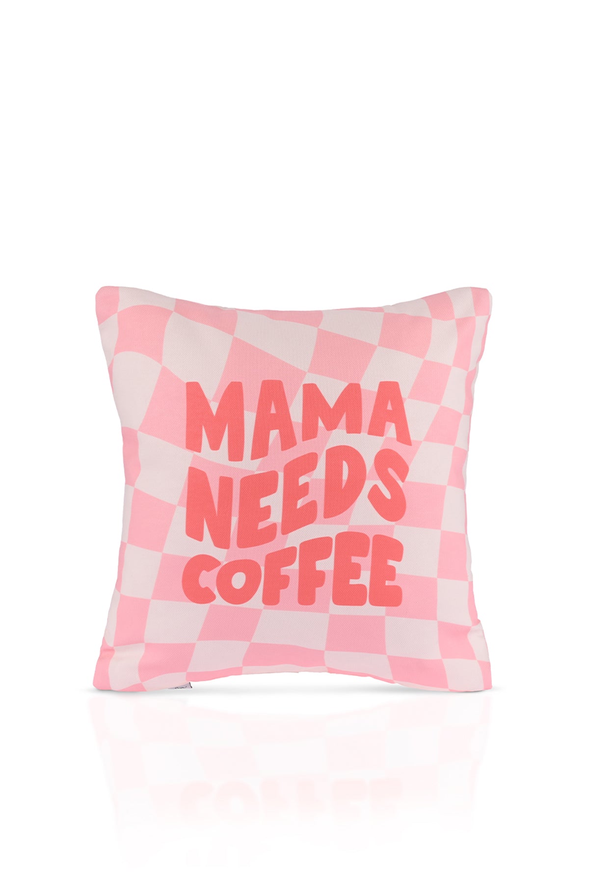 Mama Needs Coffee Pembe Damalı Espirili Kırlent Kılıfı – 43x43cm