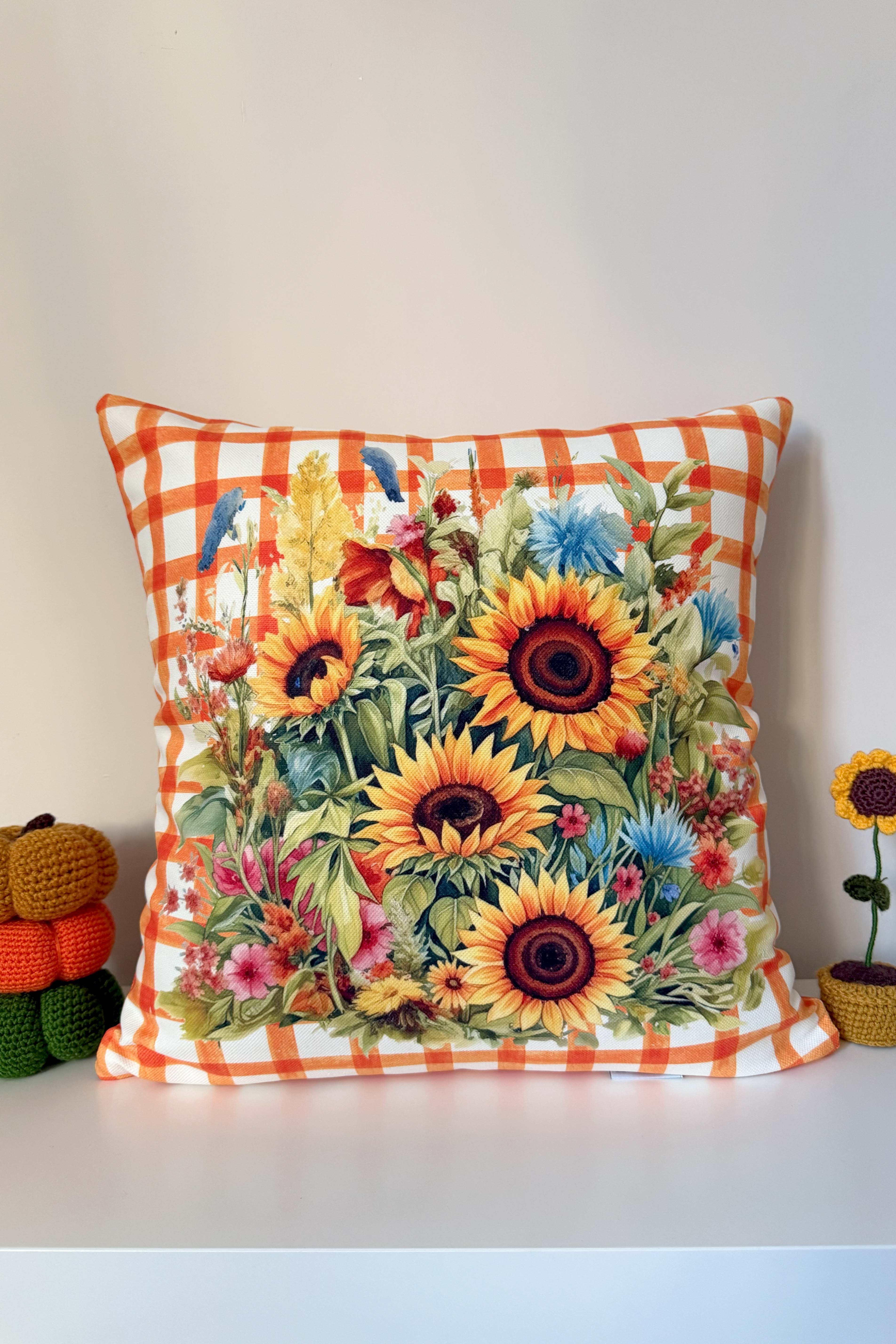 Bloom Truck – Sonbahar Çiçekleri Fitilli Kırlent Kılıfı Dijital Baskılı 43x43cm