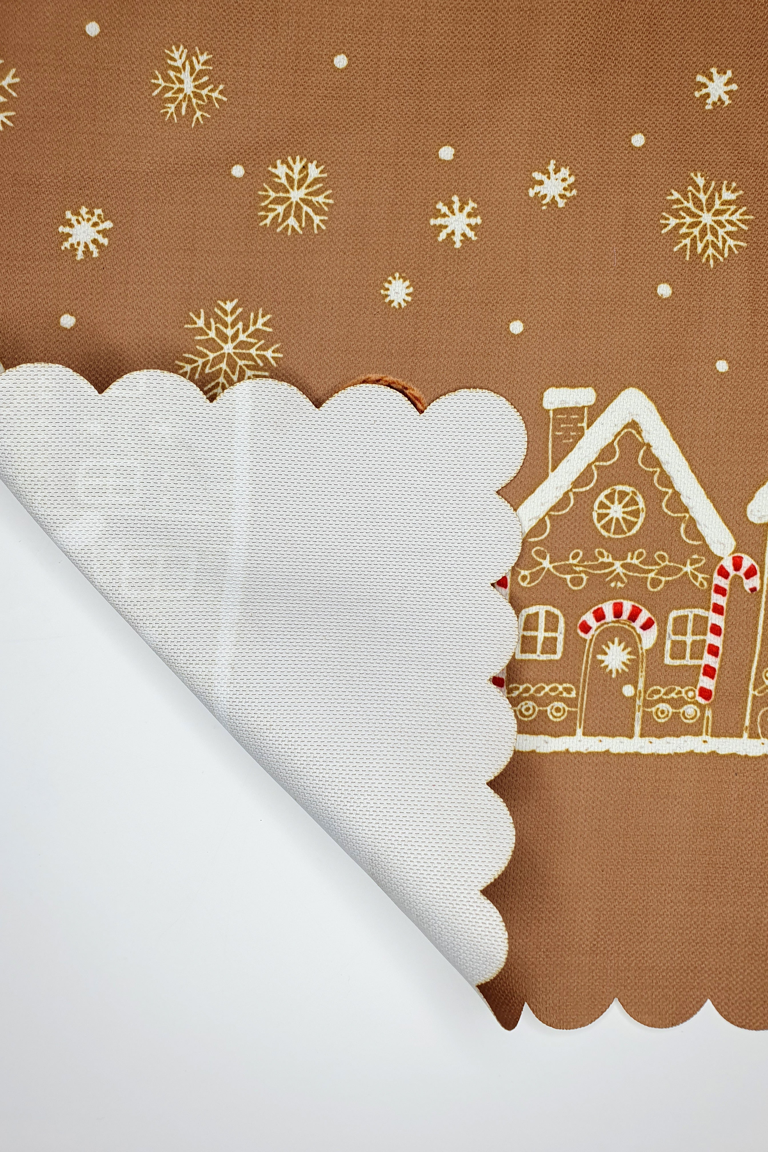Şeker Kasabası Zencefilli Gingerbread Lazer Kesim Runner - 132x39cm