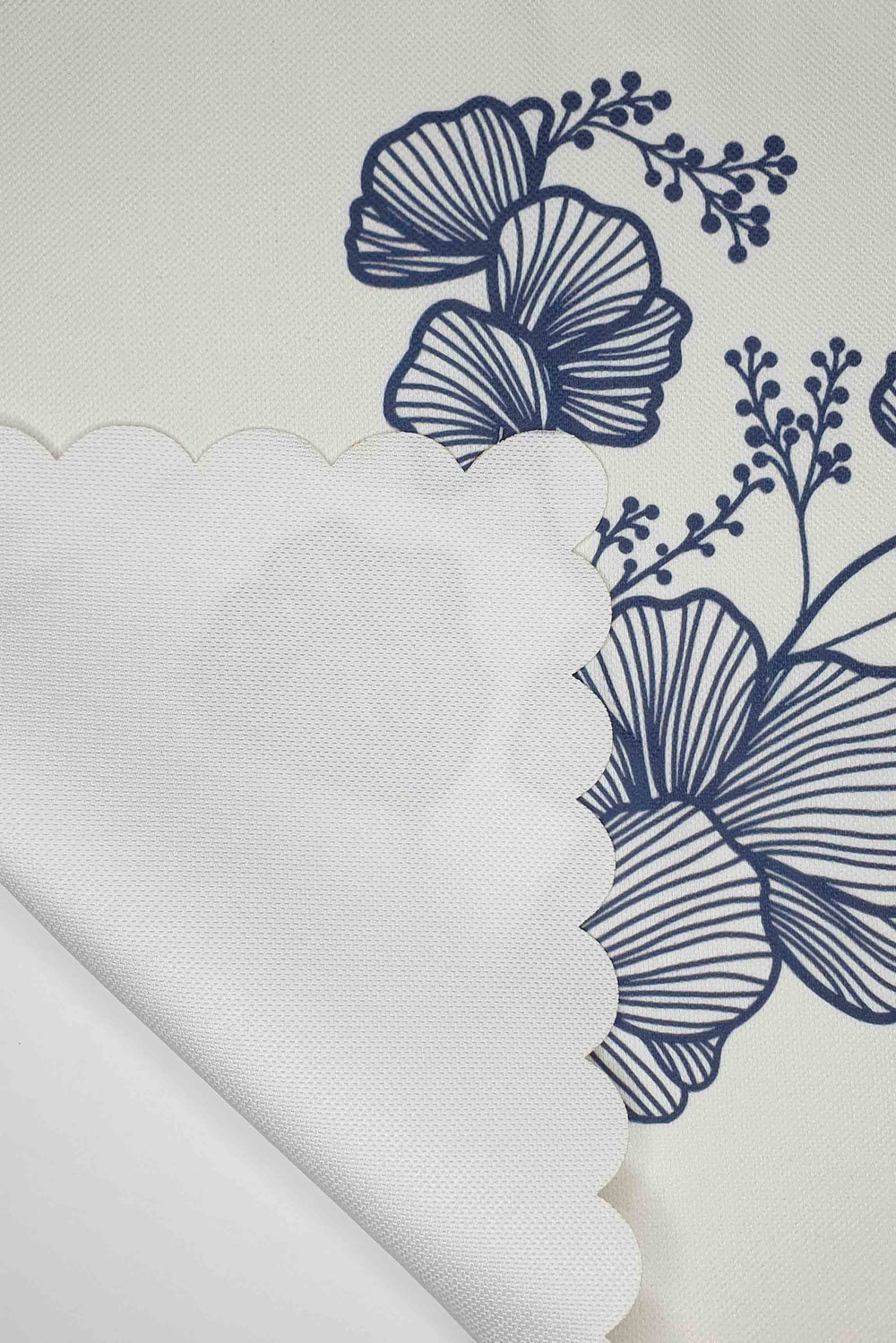 Çizgisel Gelincik Çiçeği Baskılı Lazer Kesim Runner - 135x48cm - Decofav | Kırlent, Sofra Tekstili, Kumaş