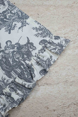 Dekoratif Fırfırlı Gri Toile Fırın Örtüsü – Su İtici Pamuk Karışımlı 43x50 cm