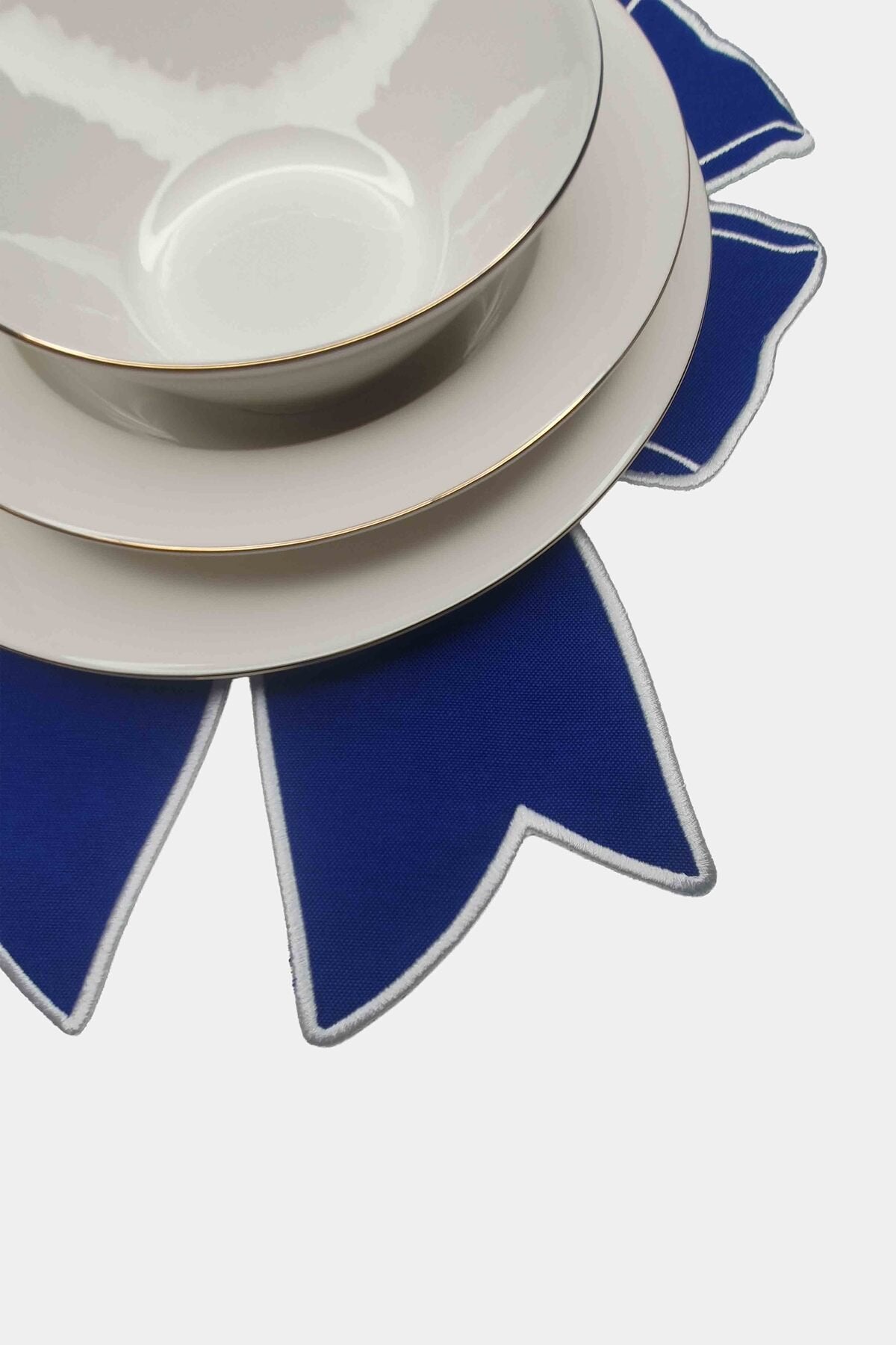 Bow Sax Kumaş Fiyonk Form Beyaz Nakışlı Amerikan Servis 35x39 cm- 1 Adet