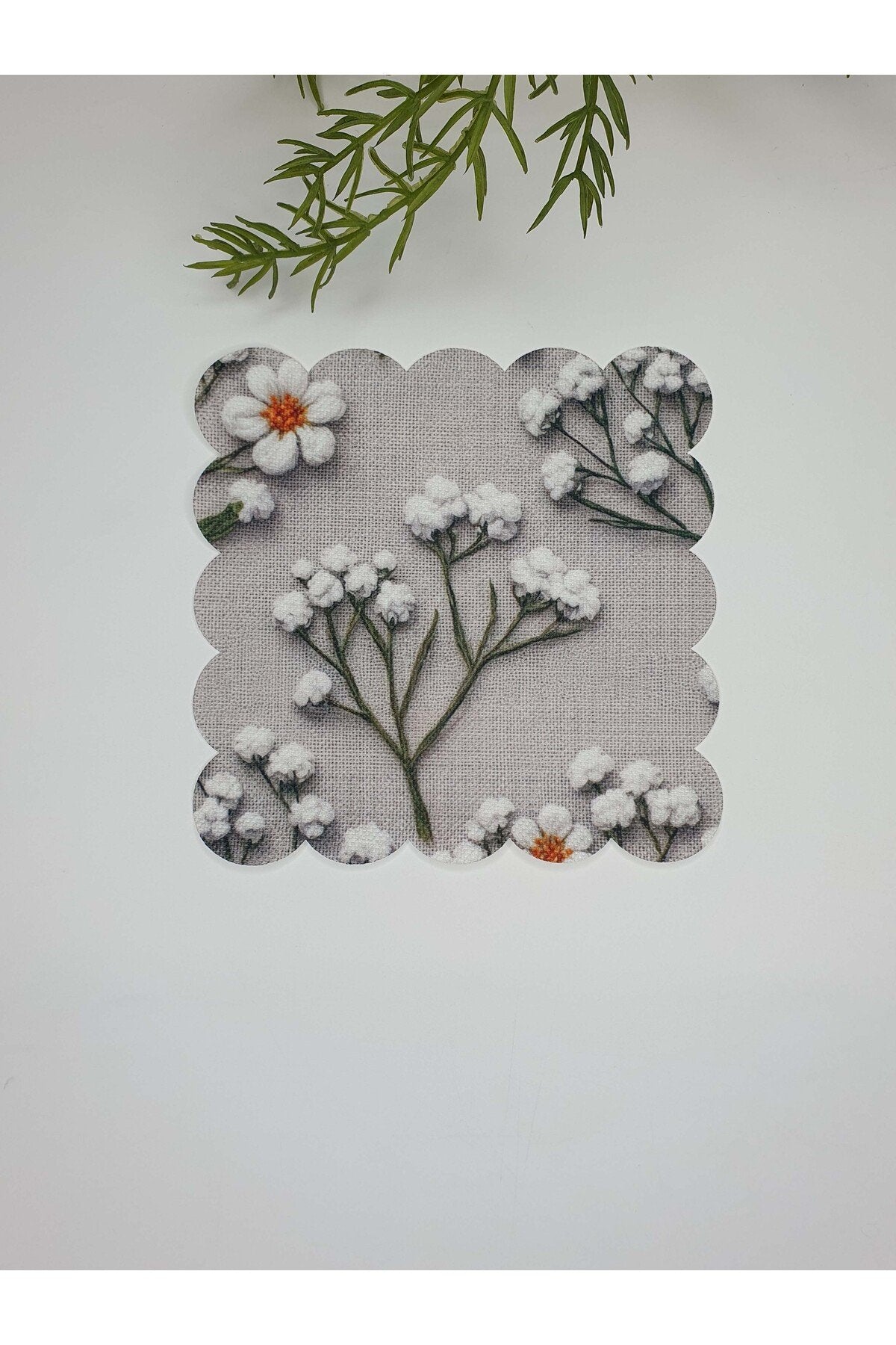 Baby’s Breath Nakış Kenar Kokteyl Peçetesi 1 Adet