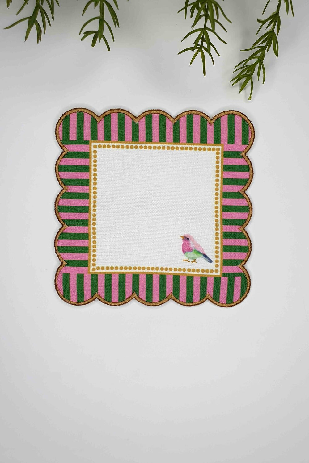 Dekoratif Kenar Kuş Yeşil Pembe Desenli Dijital Baskılı Nakışlı Kokteyl Peçetesi 1 Adet - Decofav | Kırlent, Sofra Tekstili, Kumaş