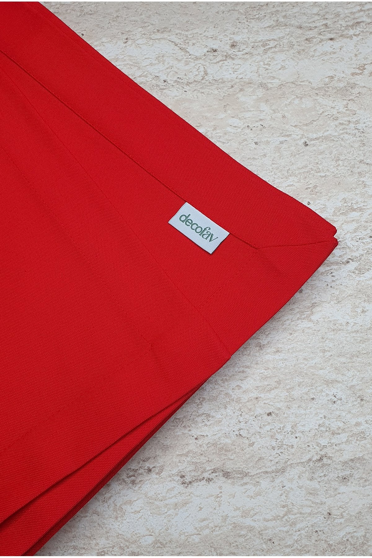 Su İtici Pamuk Karışımlı Premium Kırmızı Masa Örtüsü – Zarf Köşe 162x220 cm