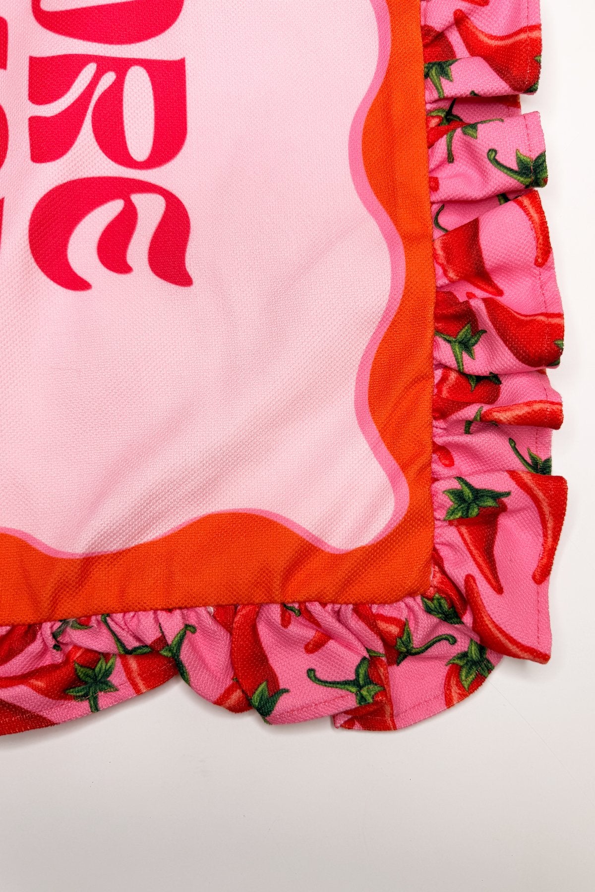 More Amor Por Favor Sweet Chili Pembe Fırfırlı Kırlent Kılıfı 1 Adet