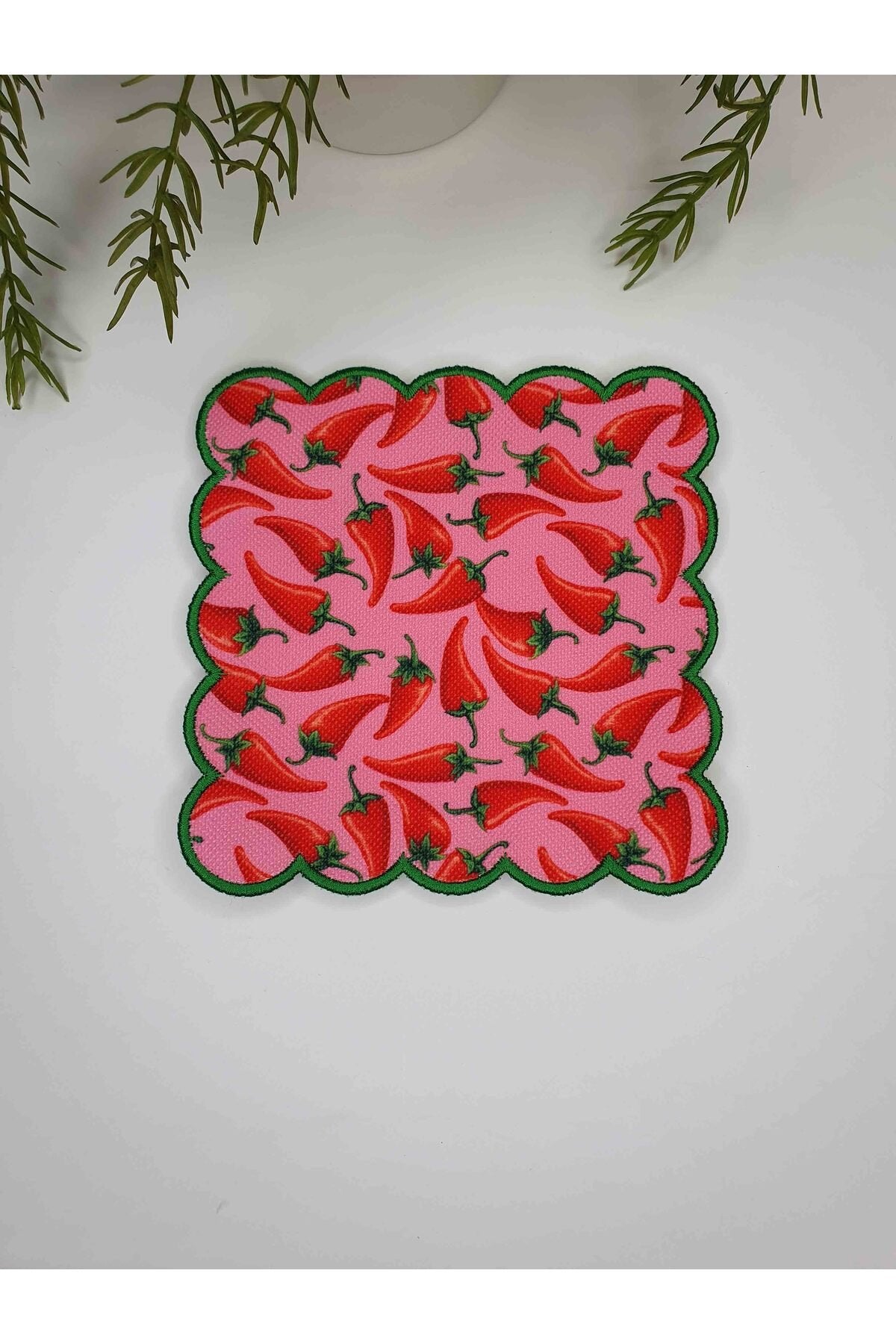 Sweet Chili Pepper Desenli Dijital Baskılı Nakışlı Kokteyl Peçetesi 1 Adet