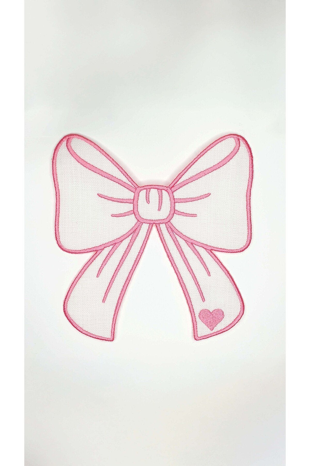 Kurdele Şeklinde Beyaz Kumaş Pembe Nakışlı Kokteyl Peçetesi 1 Adet - Decofav | Kırlent, Sofra Tekstili, Kumaş