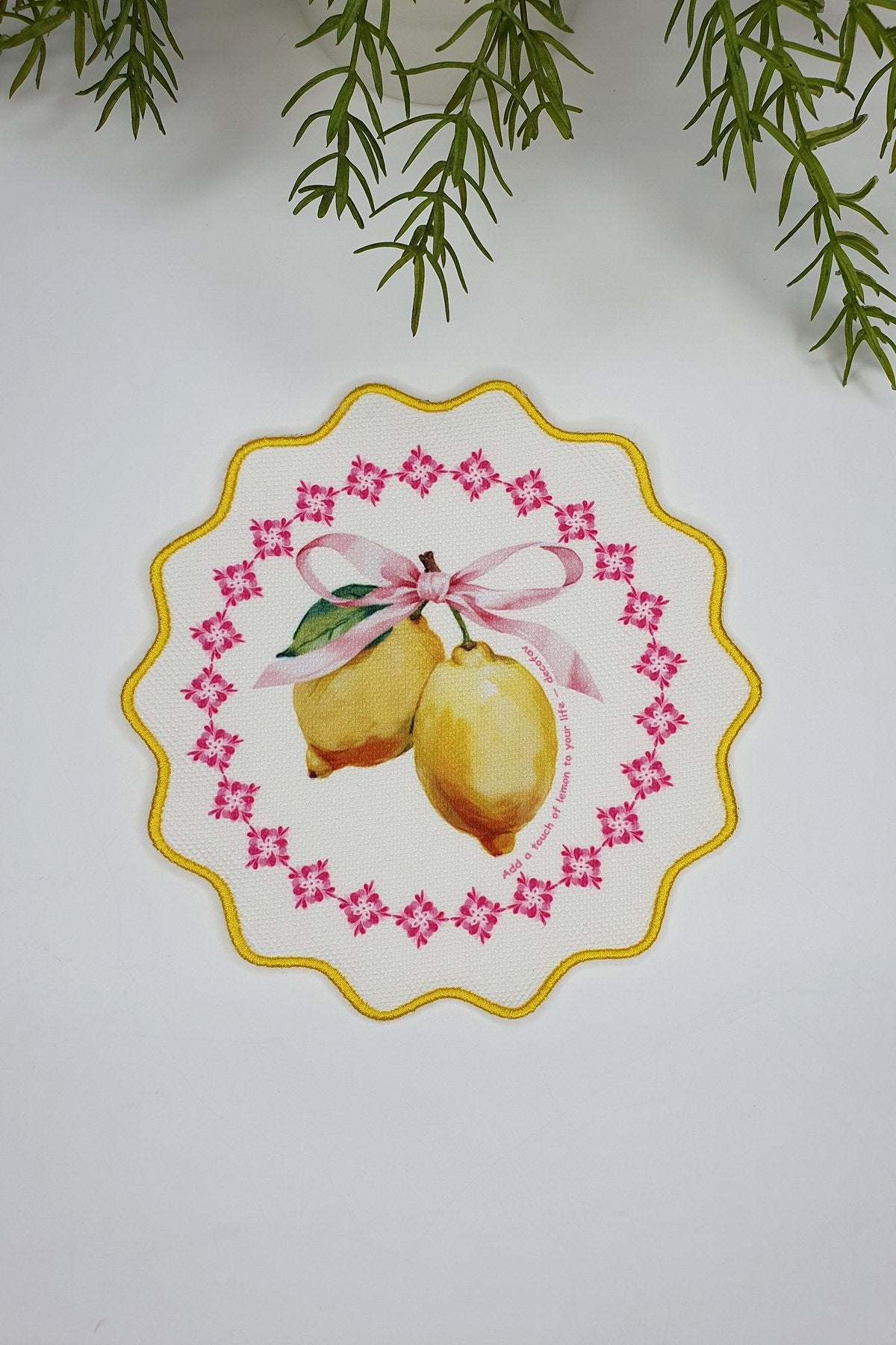Pembe Kurdeleli Limon ve Çiçek Desenli Nakış Kenar Kokteyl Peçetesi 1 Adet