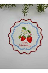Sweet Strawberry Dreams Desenli Nakış Kenar Kokteyl Peçetesi 1 Adet