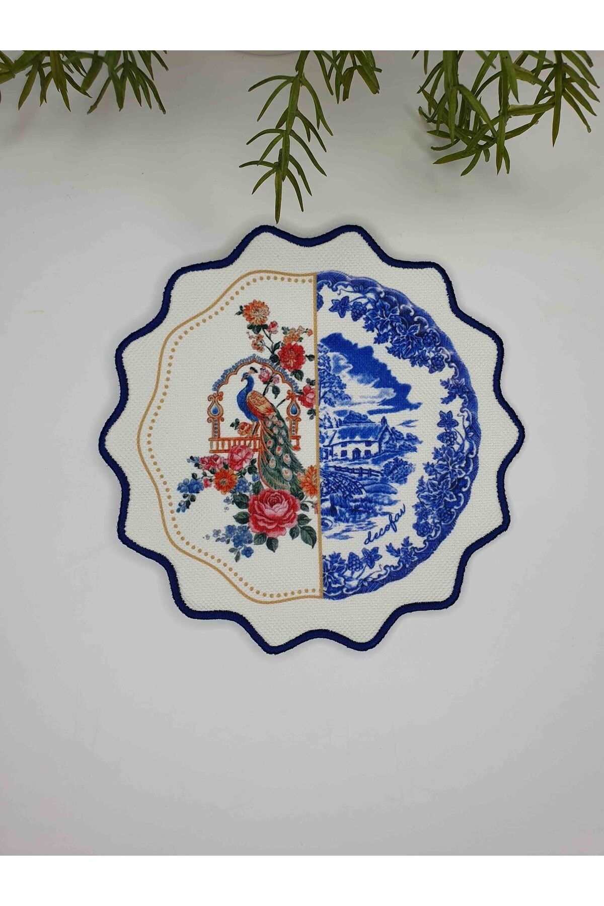 Peacock & Tile Harmony Desenli Nakış Kenar Kokteyl Peçetesi 1 Adet