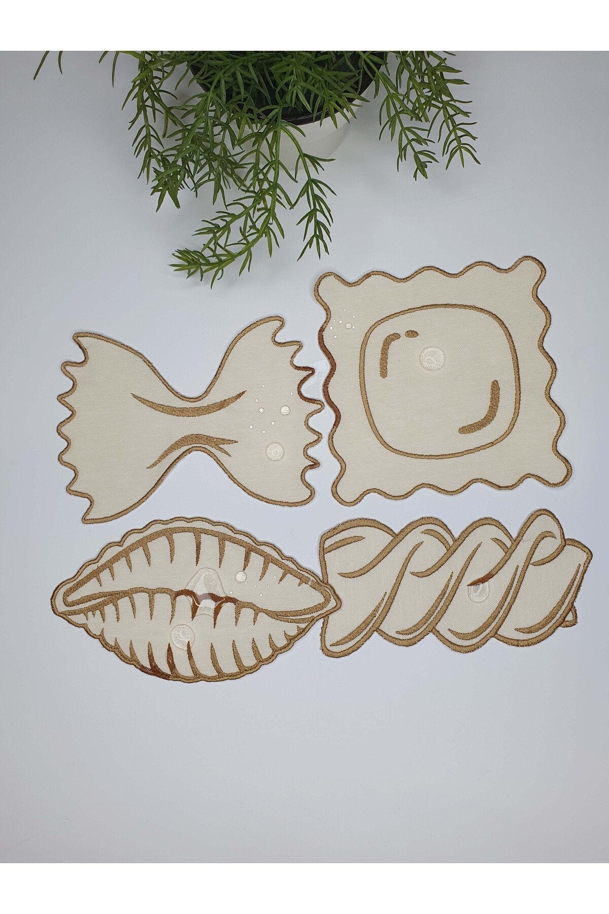 MakarnArt La Pasta Elegance Nakış Kenar Kokteyl Peçete Seti (4’lü) 16x16