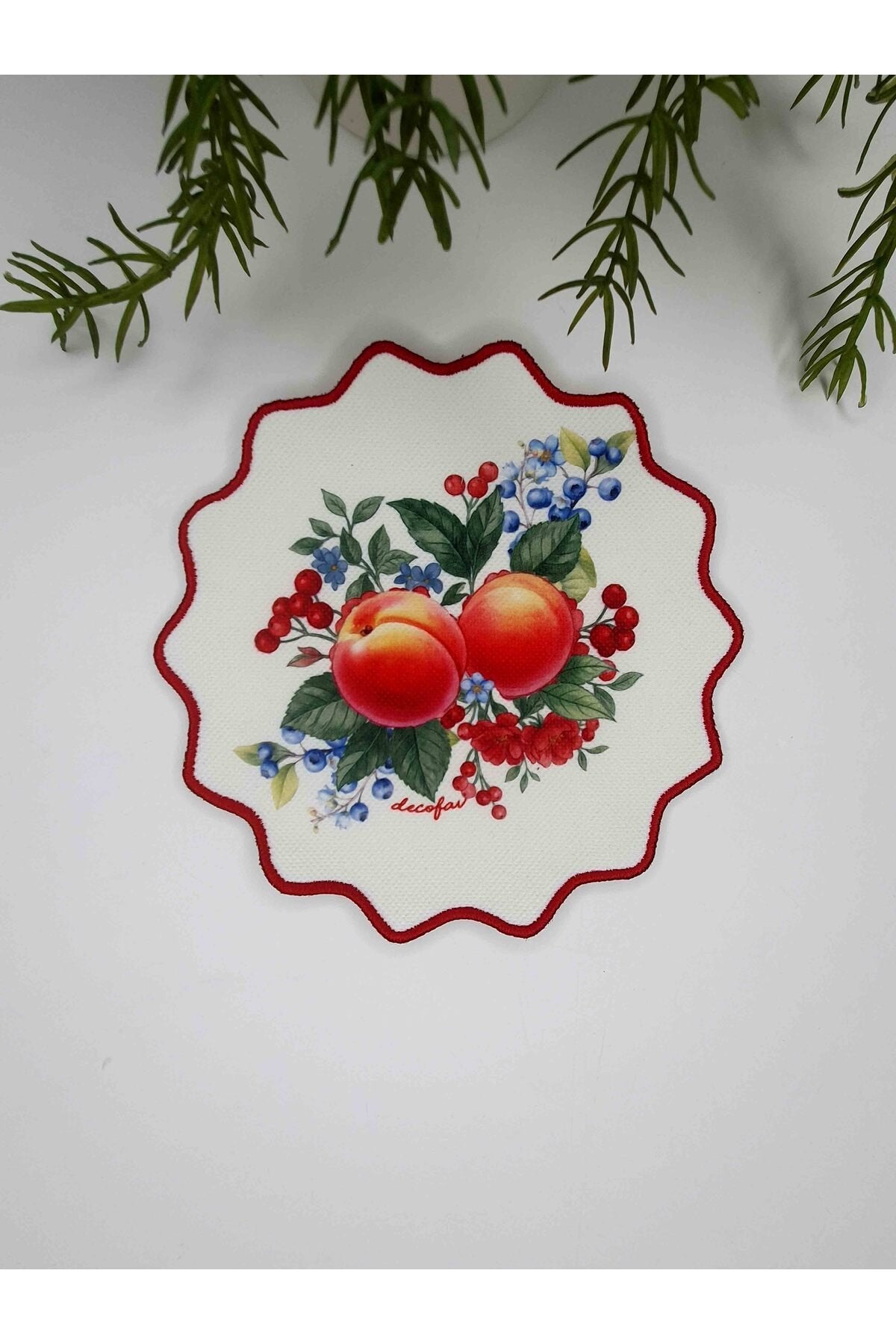 Peach & Berry Charm Desenli Nakış Kenar Kokteyl Peçetesi 1 Adet