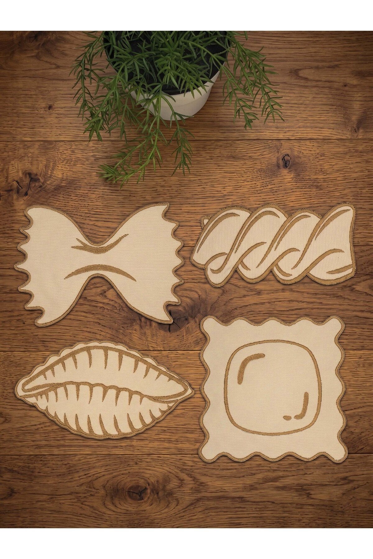 MakarnArt La Pasta Elegance Nakış Kenar Kokteyl Peçete Seti (4’lü) 16x16