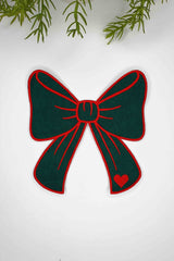 Kurdele Şeklinde Nefti Yeşil Kumaş Kırmızı Nakışlı Kokteyl Peçetesi 1 Adet