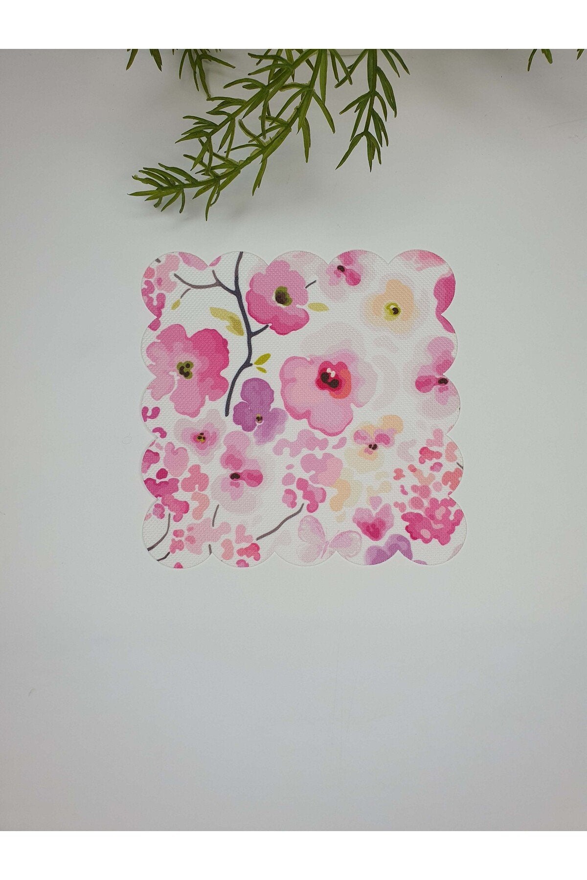 Pink Blossom Scallop Nakış Kenar Kokteyl Peçetesi 1 Adet