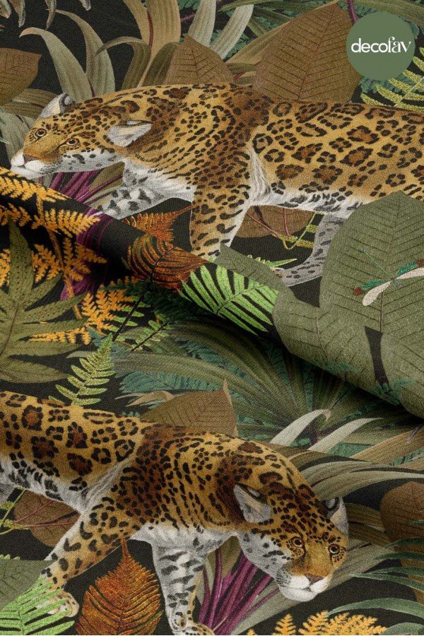 Egzotik Leopar ve Tropikal Yapraklar Tasarımlı Dijital Baskılı Kumaş