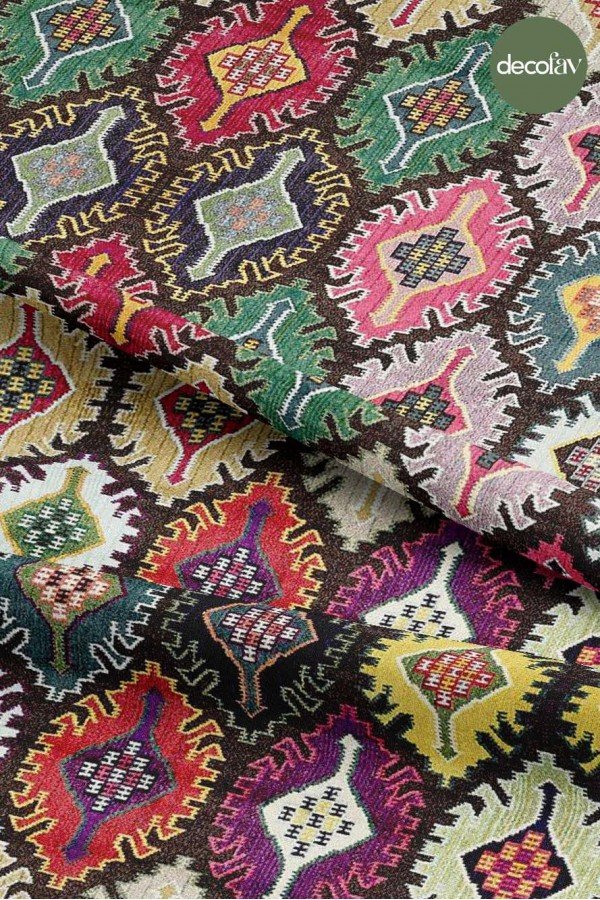 Etnik Kilim Motif Desenli Dijital Baskılı Kumaş Etnik Kilim Motif Desenli Dijital Baskılı Kumaş