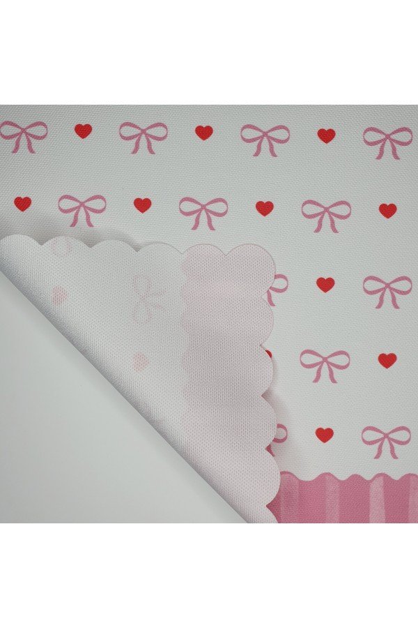Romantik Pembe Çizgili Fiyonk ve Kalp Desenli Lazer Kesim Kumaş Fırın Örtüsü Romantik Pembe Çizgili Fiyonk ve Kalp Desenli Lazer Kesim Kumaş Fırın Örtüsü