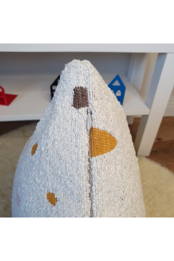 Terrazzo Desenli Lüks Bukle Kırlent Kılıfı Beyaz Terrazzo Desenli Lüks Bukle Kırlent Kılıfı Beyaz