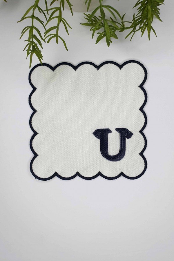 U Harfi Minimal Monogramlı Siyah Nakış Kenarlı Beyaz Kokteyl Peçetesi 1 Adet U Harfi Minimal Monogramlı Siyah Nakış Kenarlı Beyaz Kokteyl Peçetesi 1 Adet