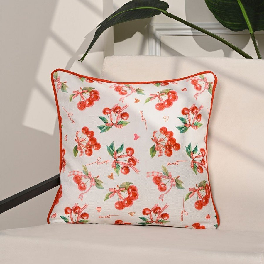 Cherry Crush Romantik Kiraz Desenli Kırlent Kılıfı – 43x43cm