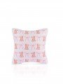 Baby Pink Ayıcık ve Kurdele Desenli Çocuk Odası Kırlent Kılıfı – 43x43cm Baby Pink Ayıcık ve Kurdele Desenli Çocuk Odası Kırlent Kılıfı – 43x43cm