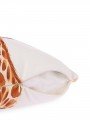 Savanna Love Zürafa İllüstrasyonlu Kırlent Kılıfı – 43x43cm Savanna Love Zürafa İllüstrasyonlu Kırlent Kılıfı – 43x43cm