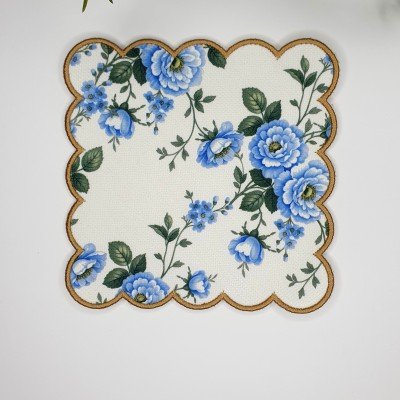 3'lü Flora Çiçek Desenli Nakış Kenar Kumaş Kokteyl Peçeteleri