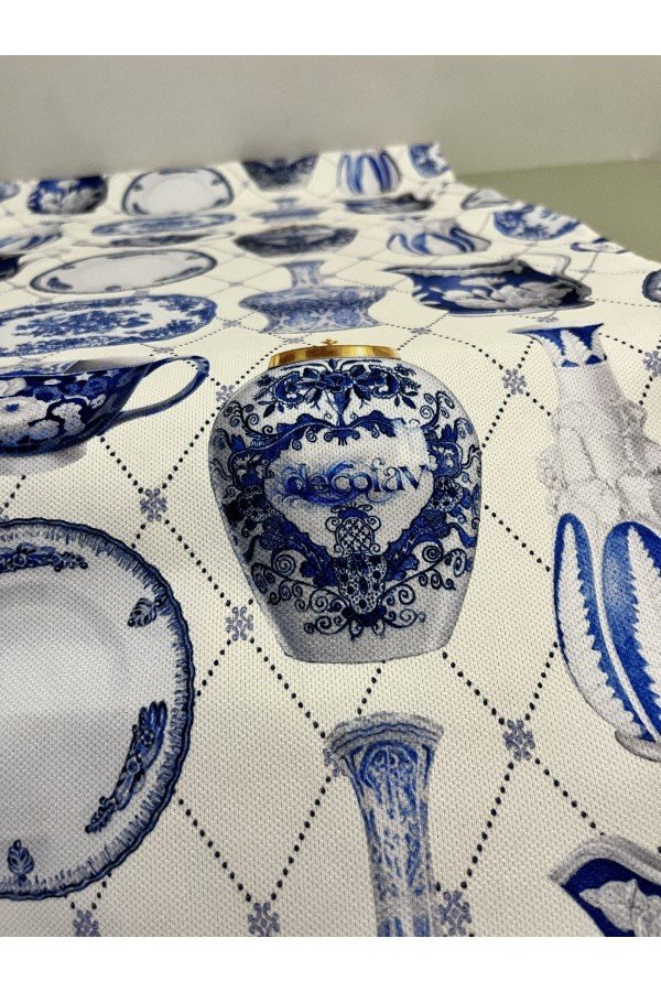 Vintage Çini Vazo Porselen Desenli Dijital Baskılı Kumaş Vintage Çini Vazo Porselen Desenli Dijital Baskılı Kumaş