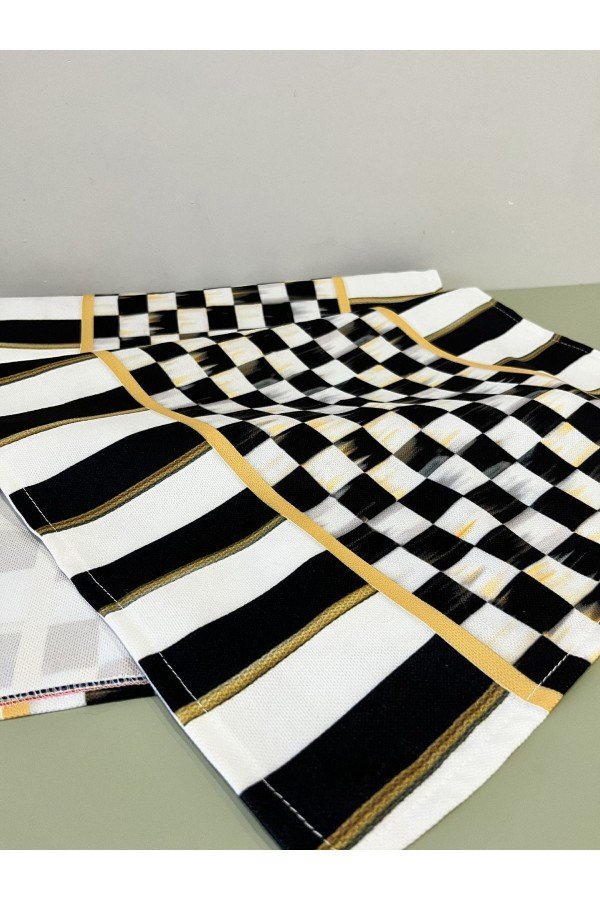 Runner Eskitme Dama Desen Kenarları Çizgi Desenli Dijital Baskılı Runner Eskitme Dama Desen Kenarları Çizgi Desenli Dijital Baskılı