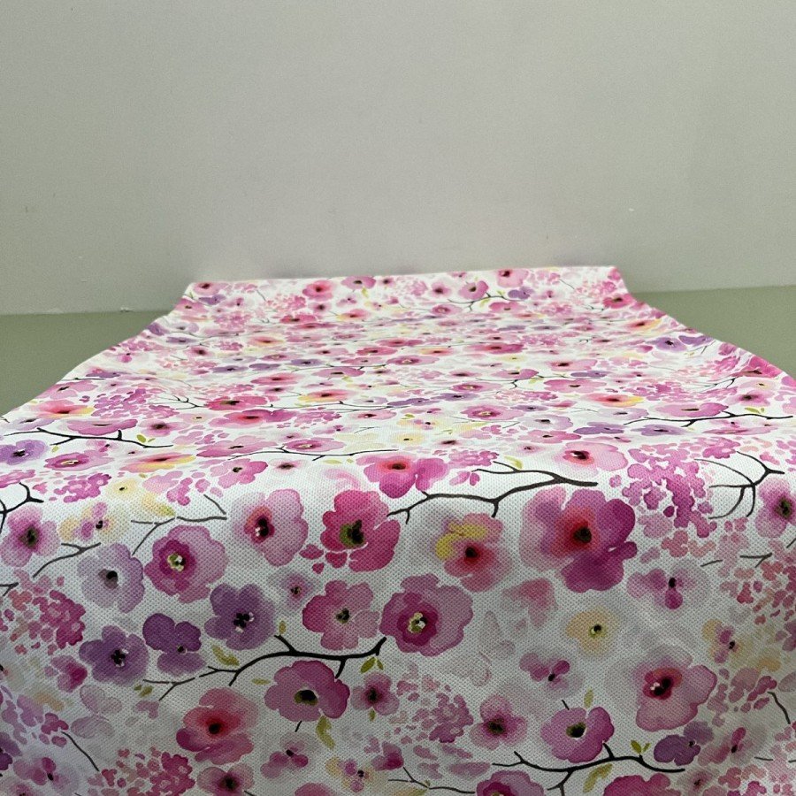 Runner Sulu Boya Küçük Pembe Çiçek Desenli Dijital Baskılı