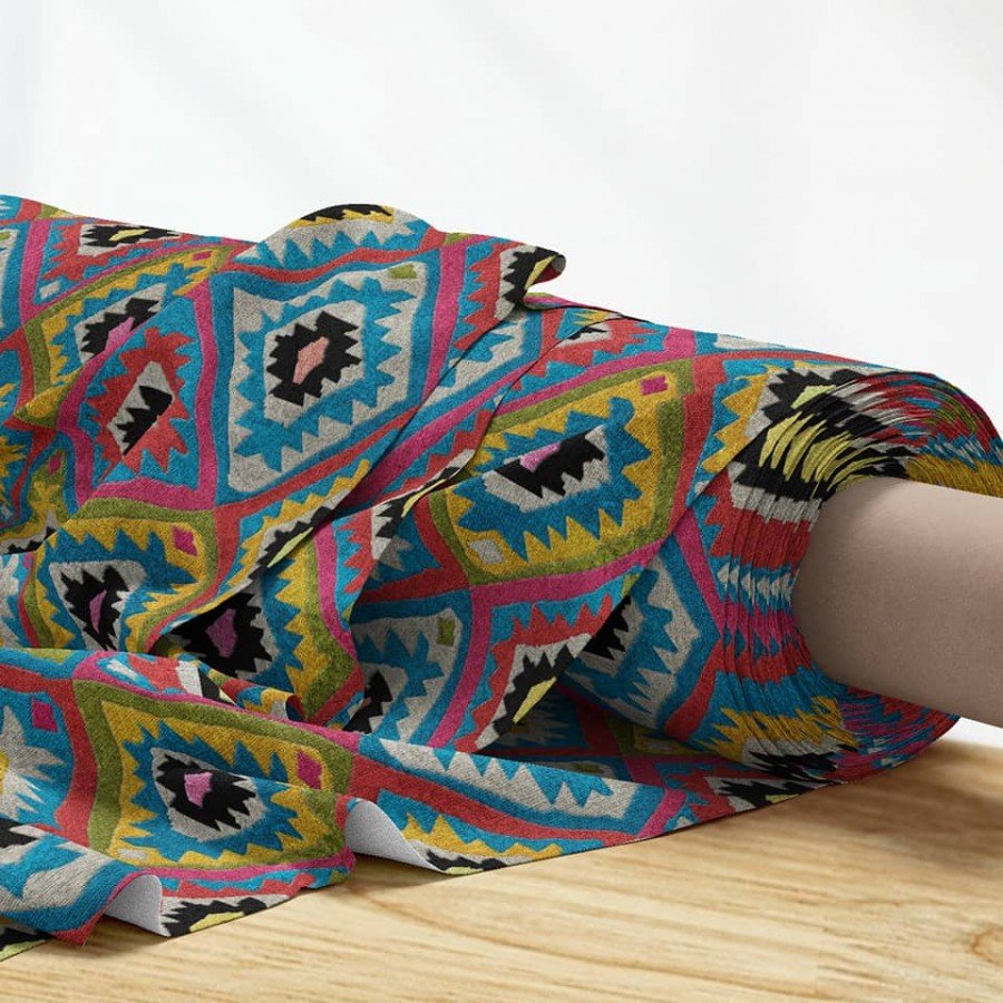 Etnik Renkli Kilim Desenli Dijital Baskılı Kumaş