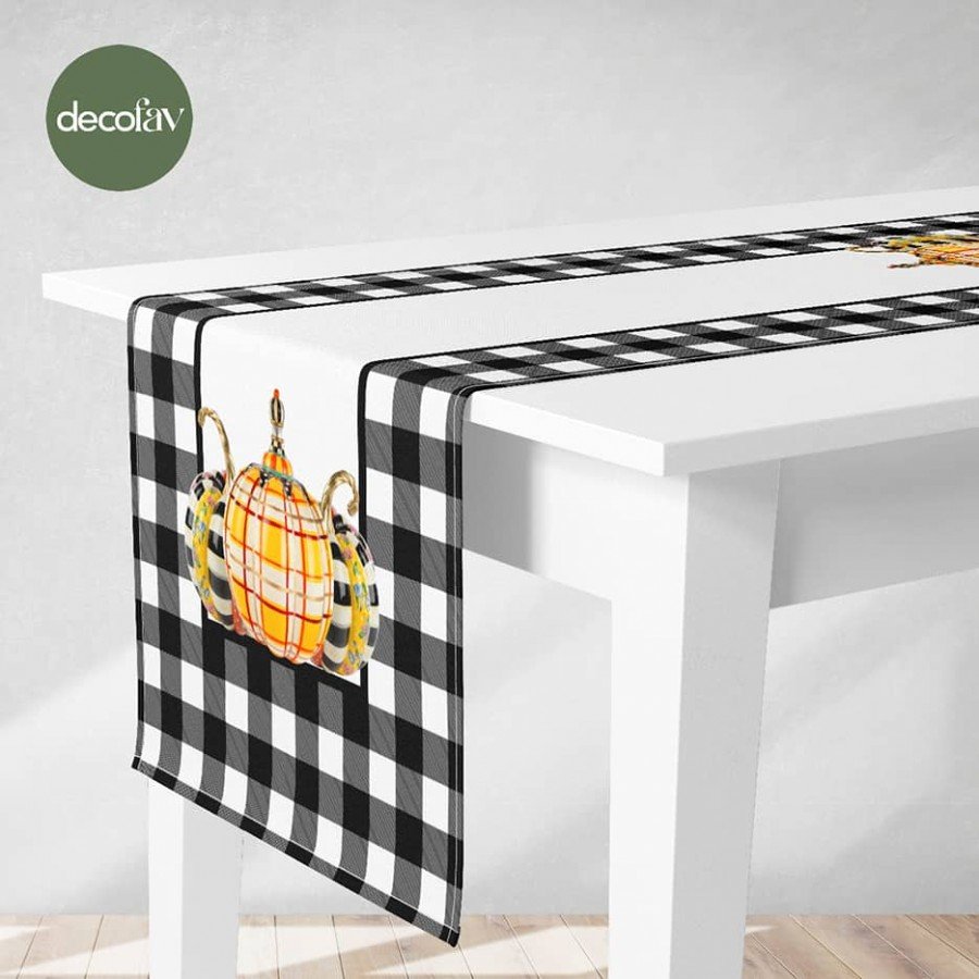 Runner Dama Desen Üzerine Dekoratif Kabak Desenli Dijital Baskılı 