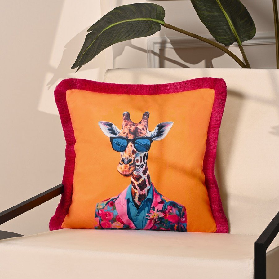 Tarz Sahibi Zürafa Tasarımlı Turuncu Kırlent Kılıfı Saçak Detaylı - 43x43cm